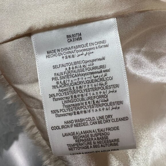 BCBG Generation‎  Cream Faux Fur Vest M/L BOHO Fall Cozy - Picture 3 of 7